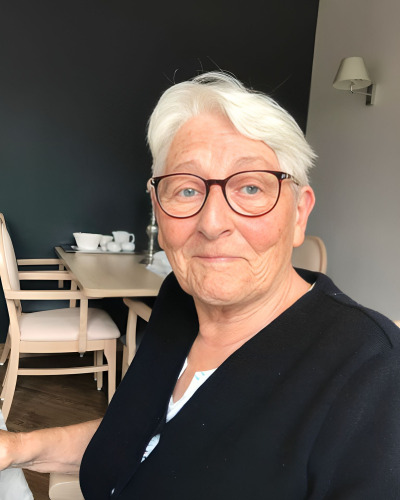 Madame Marie-Claude AMBROISE