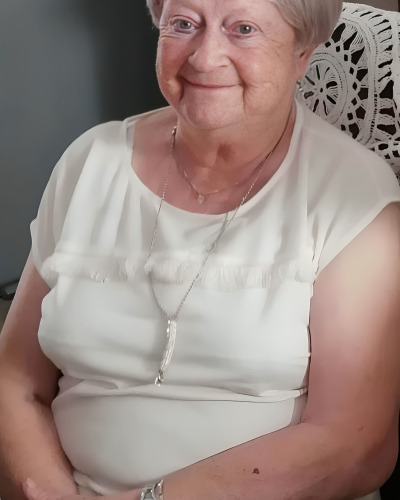 Madame Lydia HONOREZ