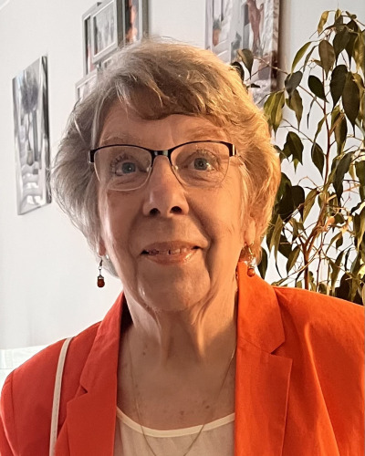 Madame Monique DELHAYE